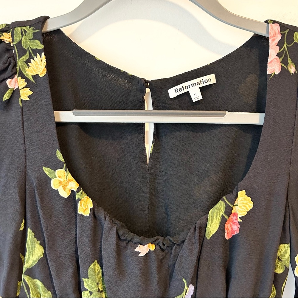 Reformation Hearth Top Night Bloom Size 0 - Picture 3 of 11